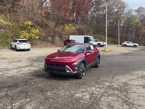 Used 2025 Hyundai Kona SEL image 10