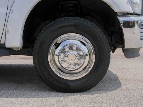 Used 2015 Ford F350 XL w/ Power Equipment Group AWD/4WD image 5