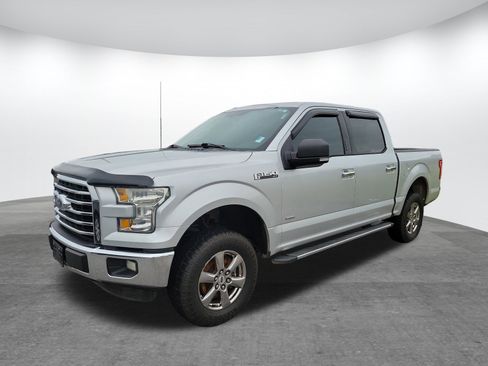 Used 2015 Ford F150 XLT w/ Equipment Group 302A Luxury RWD image 3