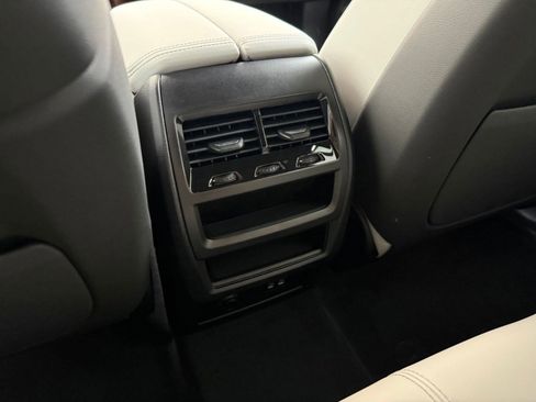 New 2026 BMW X5 M60i image 23