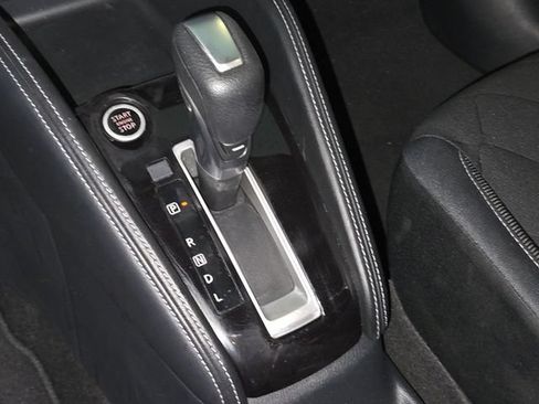 Used 2019 Nissan Kicks SV w/ Exterior Package FWD image 19