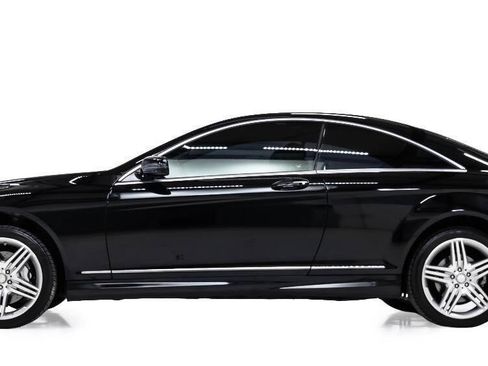 Used 2013 Mercedes-Benz CL 550 4MATIC w/ Sport Pkg image 6