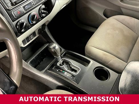 Used 2014 Toyota Tacoma 2WD Access Cab image 17
