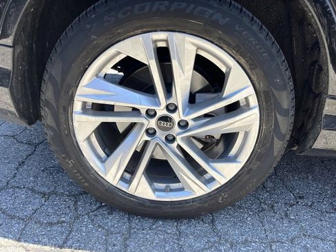 Used 2025 Audi Q7 2.0T Premium AWD/4WD image 4
