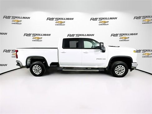 Used 2025 Chevrolet Silverado 2500 LT w/ Convenience Package image 8
