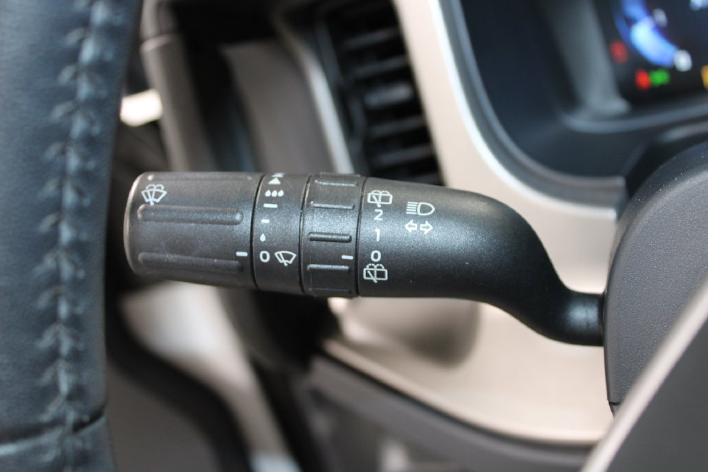 Used 2025 Ford Bronco Outer Banks AWD/4WD image 36