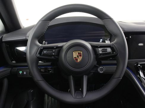 New 2026 Porsche Panamera image 12
