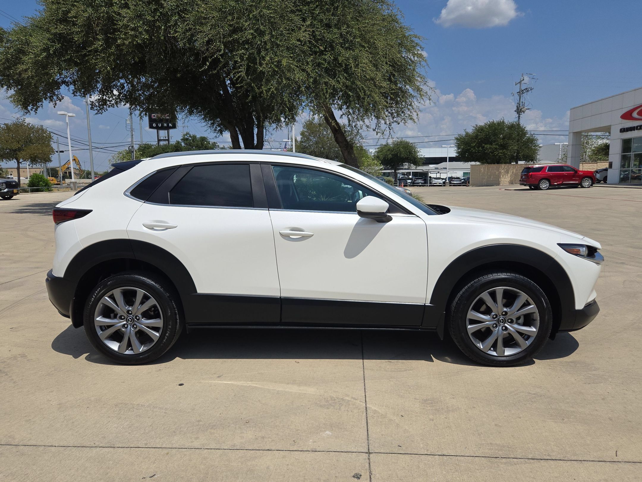 Used 2025 MAZDA CX-30 AWD 2.5 S w/ Preferred Package image 2