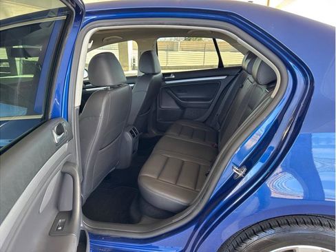 Used 2008 Volkswagen Jetta SE image 11