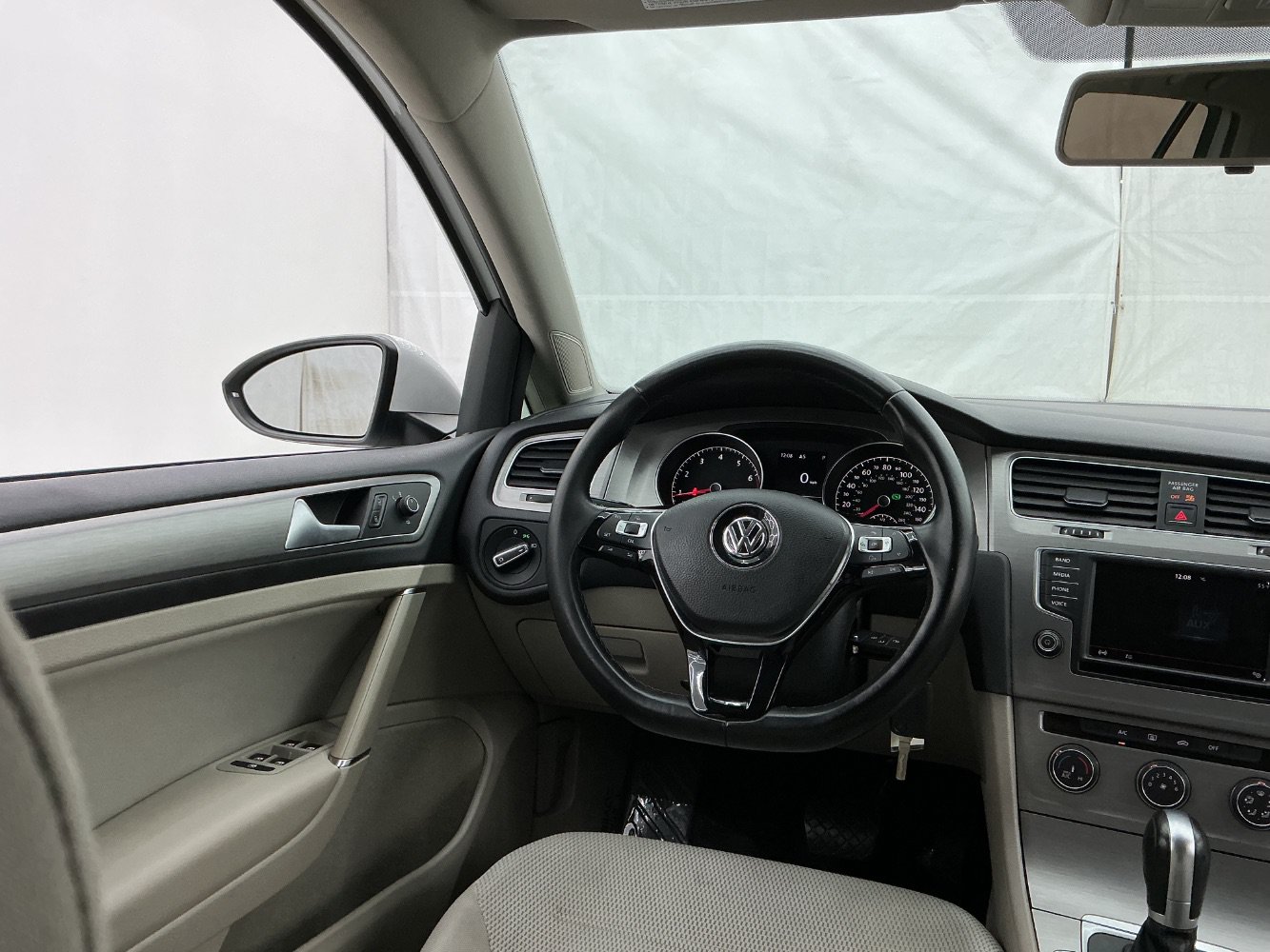 Used 2016 Volkswagen Golf S FWD image 30