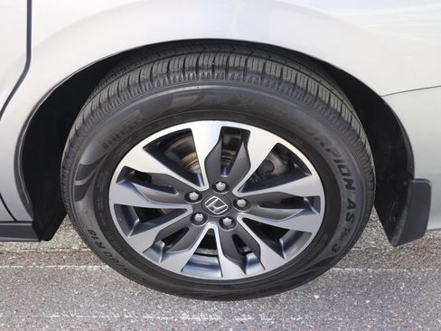 Used 2022 Honda Odyssey EX-L image 27