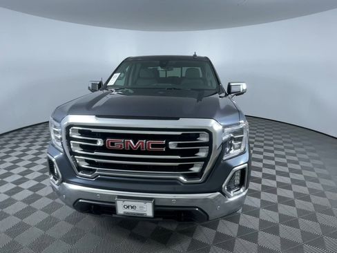 Used 2022 GMC Sierra 1500 SLT w/ SLT Premium Plus Package image 3
