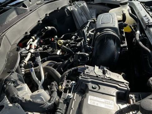 Used 2024 Ford Explorer XLT w/ Equipment Group 202A image 17