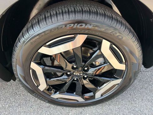Used 2025 Kia Telluride EX FWD image 38