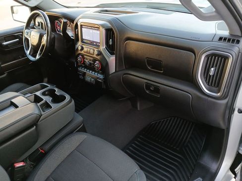 Used 2019 Chevrolet Silverado 1500 LT w/ Texas Edition image 30