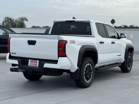New 2026 Toyota Tacoma TRD Off-Road AWD/4WD image 13