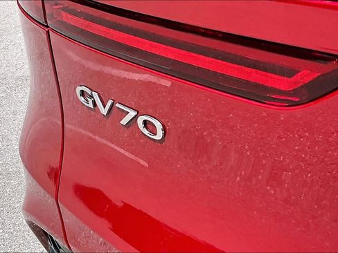 Used 2025 Genesis GV70 2.5T AWD/4WD image 10