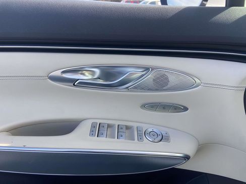 Used 2023 Genesis GV70 2.5T w/ Select Package image 20