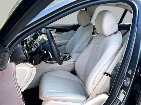 Certified 2018 Mercedes-Benz E 300 4MATIC image 13