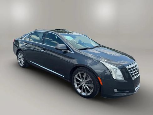 Used 2013 Cadillac XTS FWD image 4