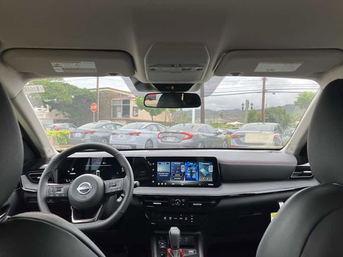 New 2026 Nissan Kicks SR FWD image 10