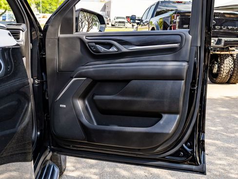 Used 2021 GMC Yukon Denali image 37