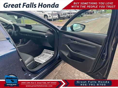 Used 2025 MAZDA MAZDA3 s FWD image 30