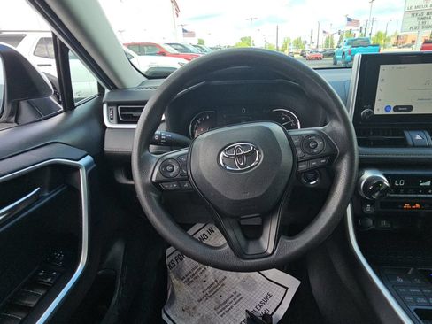 Certified 2025 Toyota RAV4 XLE AWD/4WD image 10