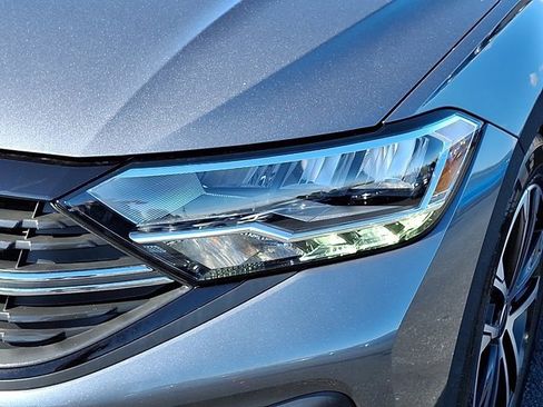 Certified 2023 Volkswagen Jetta Sport image 11