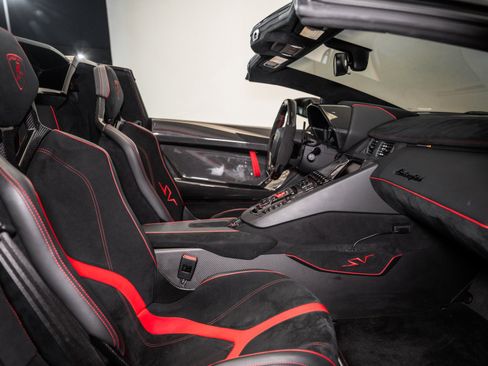 Used 2016 Lamborghini Aventador LP 750-4 Superveloce image 46