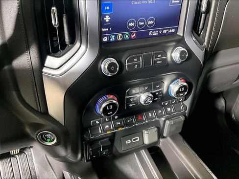 Used 2022 GMC Sierra 1500 SLT w/ SLT Premium Plus Package AWD/4WD image 24
