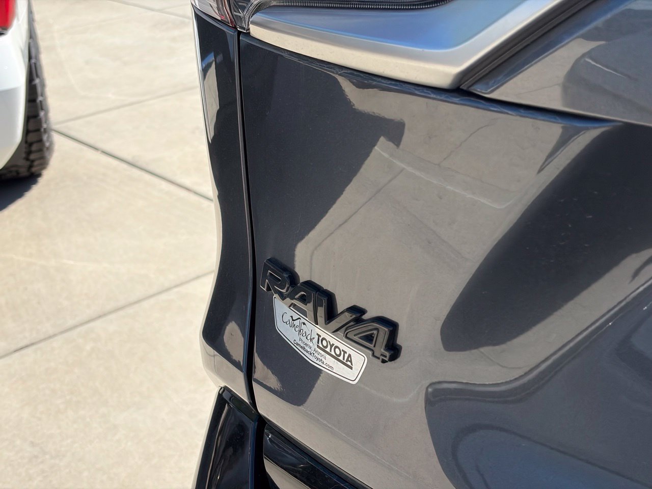 Used 2025 Toyota RAV4 XSE w/ Weather Package AWD/4WD image 4