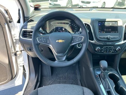 Used 2024 Chevrolet Equinox LT w/ LPO, Floor Liner Package FWD image 17