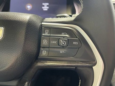 Used 2024 Jeep Grand Cherokee L Limited w/ Luxury Tech Group II image 25