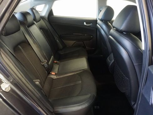 Used 2019 Kia Optima S image 23
