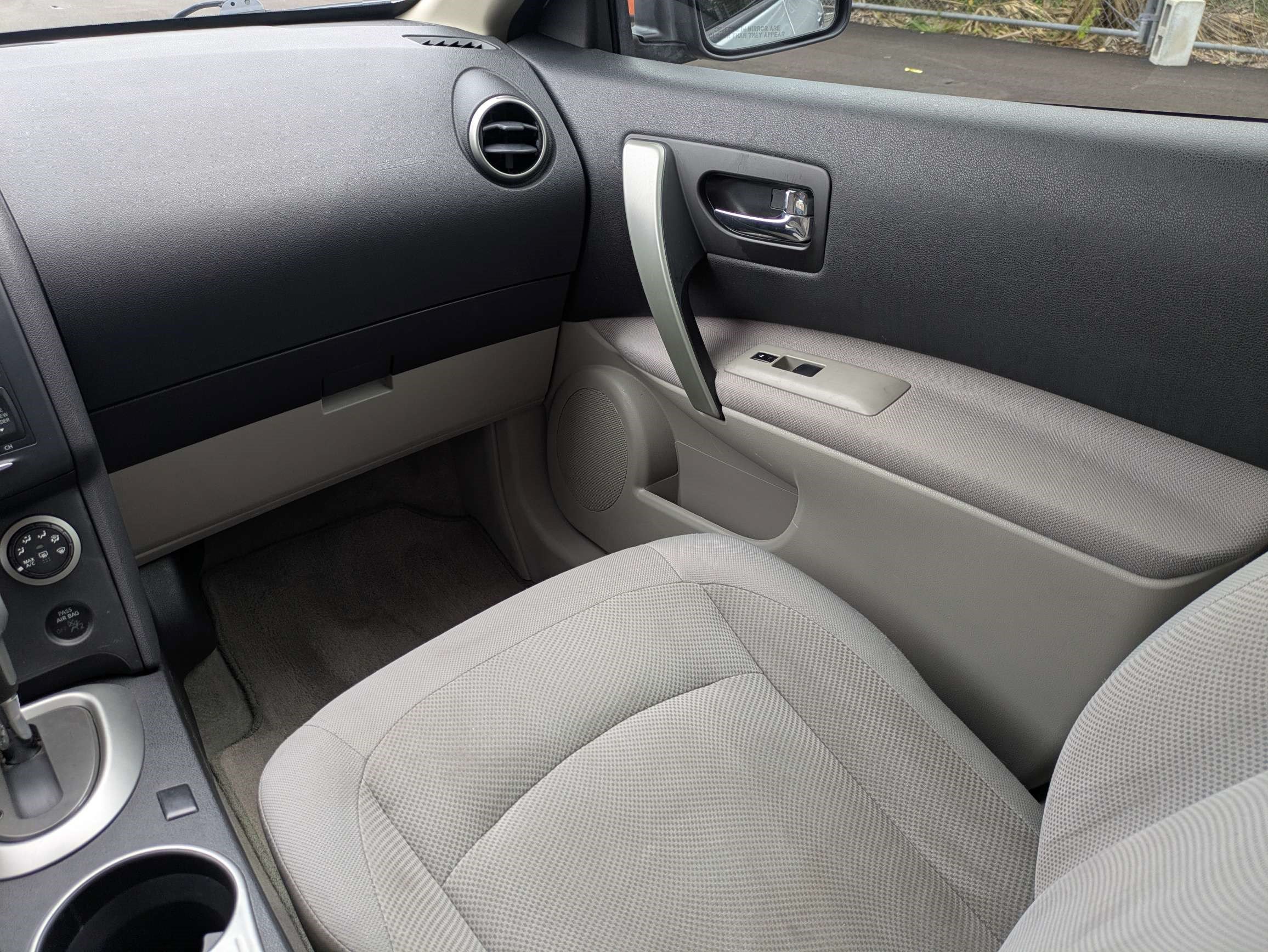 Used 2013 Nissan Rogue S FWD image 17