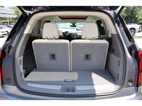 Used 2020 Cadillac XT6 Premium Luxury FWD image 54