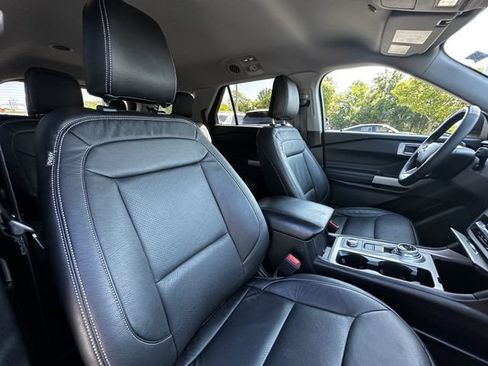 Certified 2023 Ford Explorer XLT AWD/4WD image 34