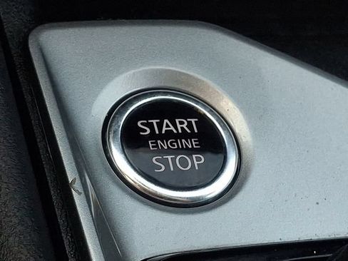 Used 2025 Nissan Altima 2.5 SV FWD image 24