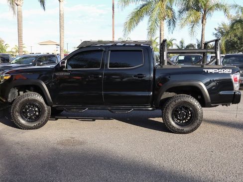 Used 2021 Toyota Tacoma TRD Off-Road image 6