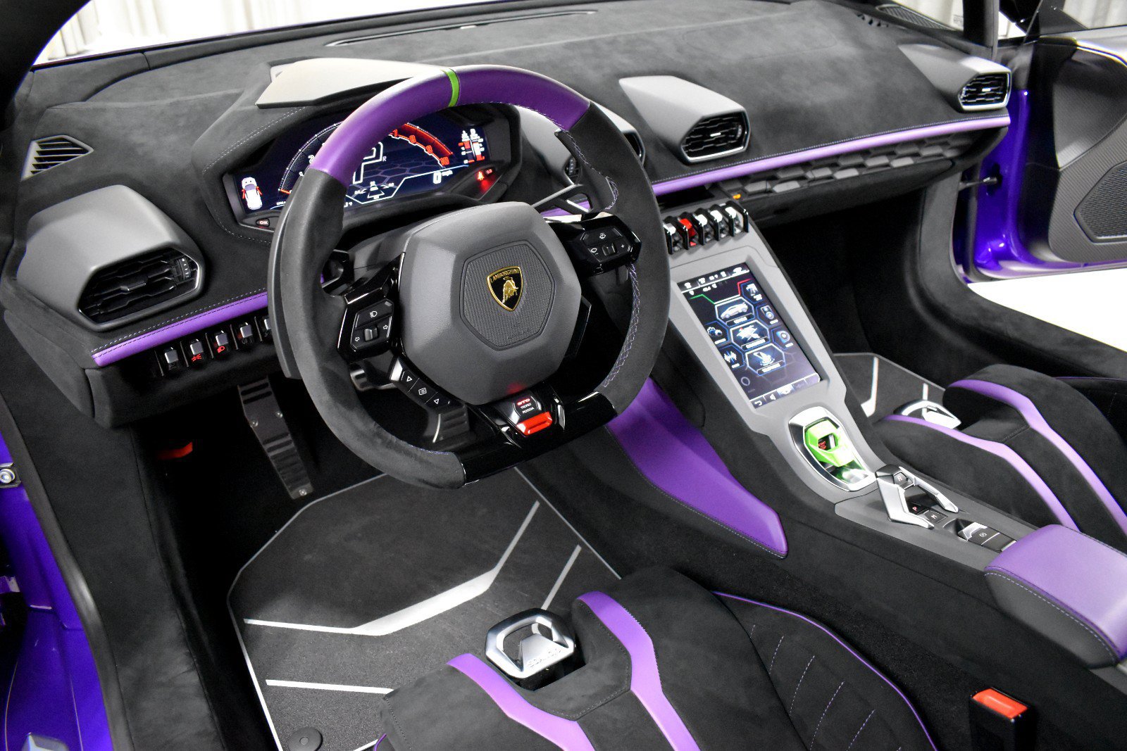 Used 2023 Lamborghini Huracan STO RWD image 21