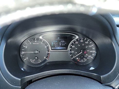 Used 2018 Nissan Altima 2.5 SR w/ SR Midnight Edition image 13