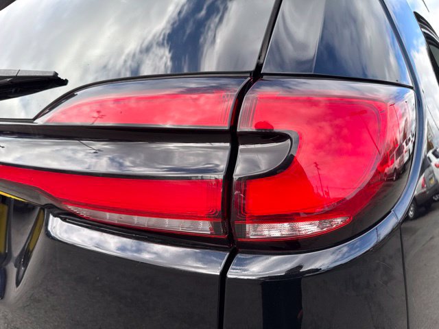 Used 2025 Chrysler Pacifica Select FWD image 14