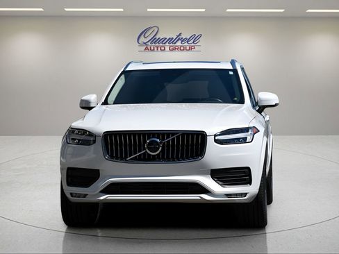 Used 2020 Volvo XC90 T6 Momentum w/ Protection Package Premier AWD/4WD image 9