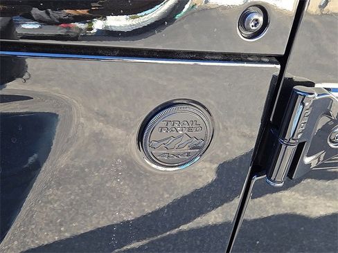 Used 2021 Jeep Wrangler Unlimited Sahara image 29