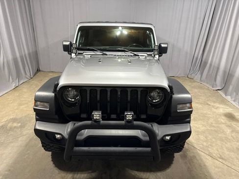 Used 2020 Jeep Wrangler Unlimited Sport AWD/4WD image 2