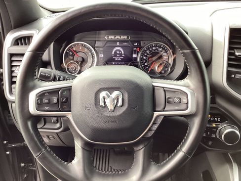 Used 2022 RAM 1500 Big Horn image 15