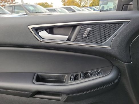 Certified 2024 Ford Edge SEL image 18