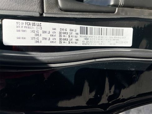 Used 2020 Jeep Grand Cherokee Limited image 31