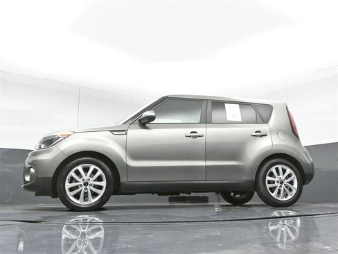 Used 2019 Kia Soul + FWD image 36